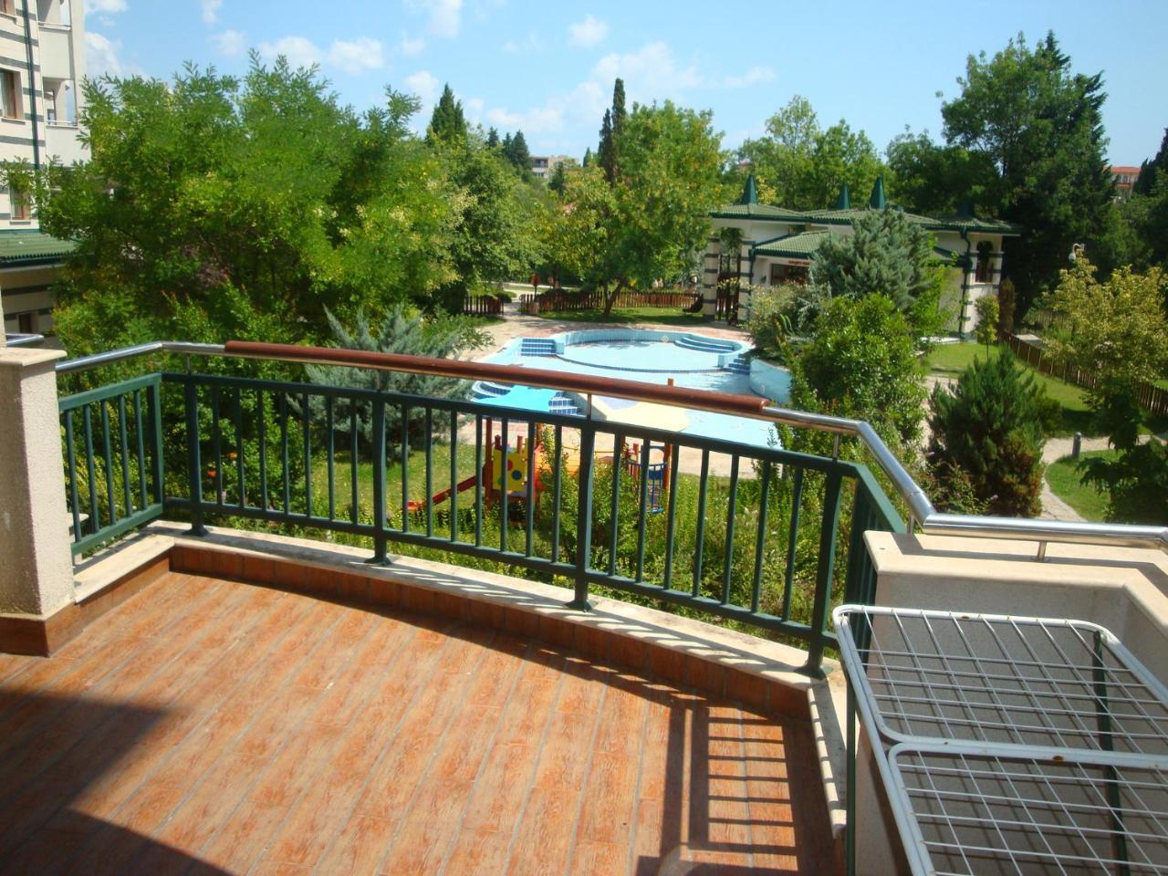 Kalina Private Apartments In Emerald Resort, Ravda ภายนอก รูปภาพ